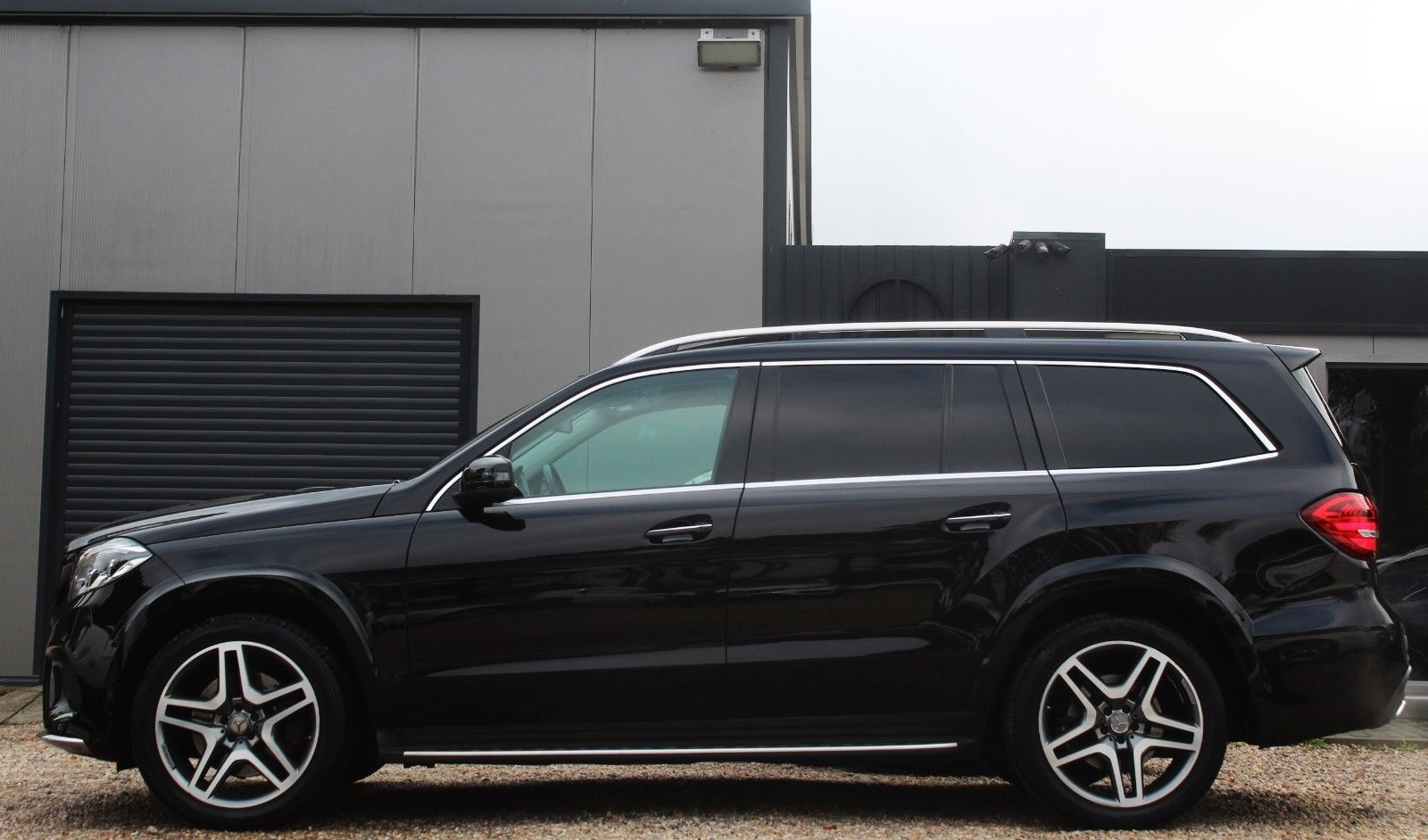 Mercedes-Benz GLS 350 d 4MATIC AMG 9-G KEYLESS CARBON TV WEBAS foto 4