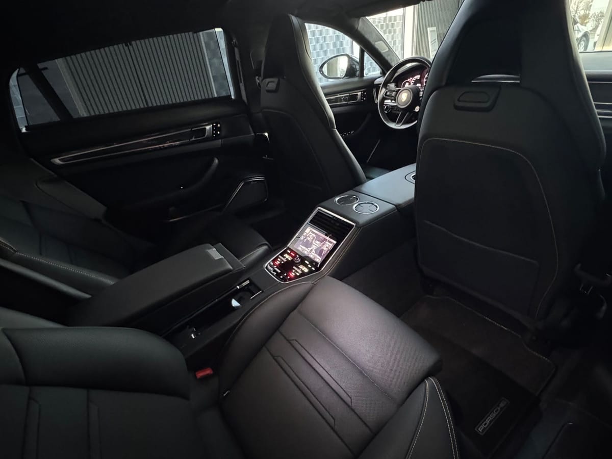 Porsche Panamera Turbo S Executive Lang Pano STHZ VOLLL foto 23