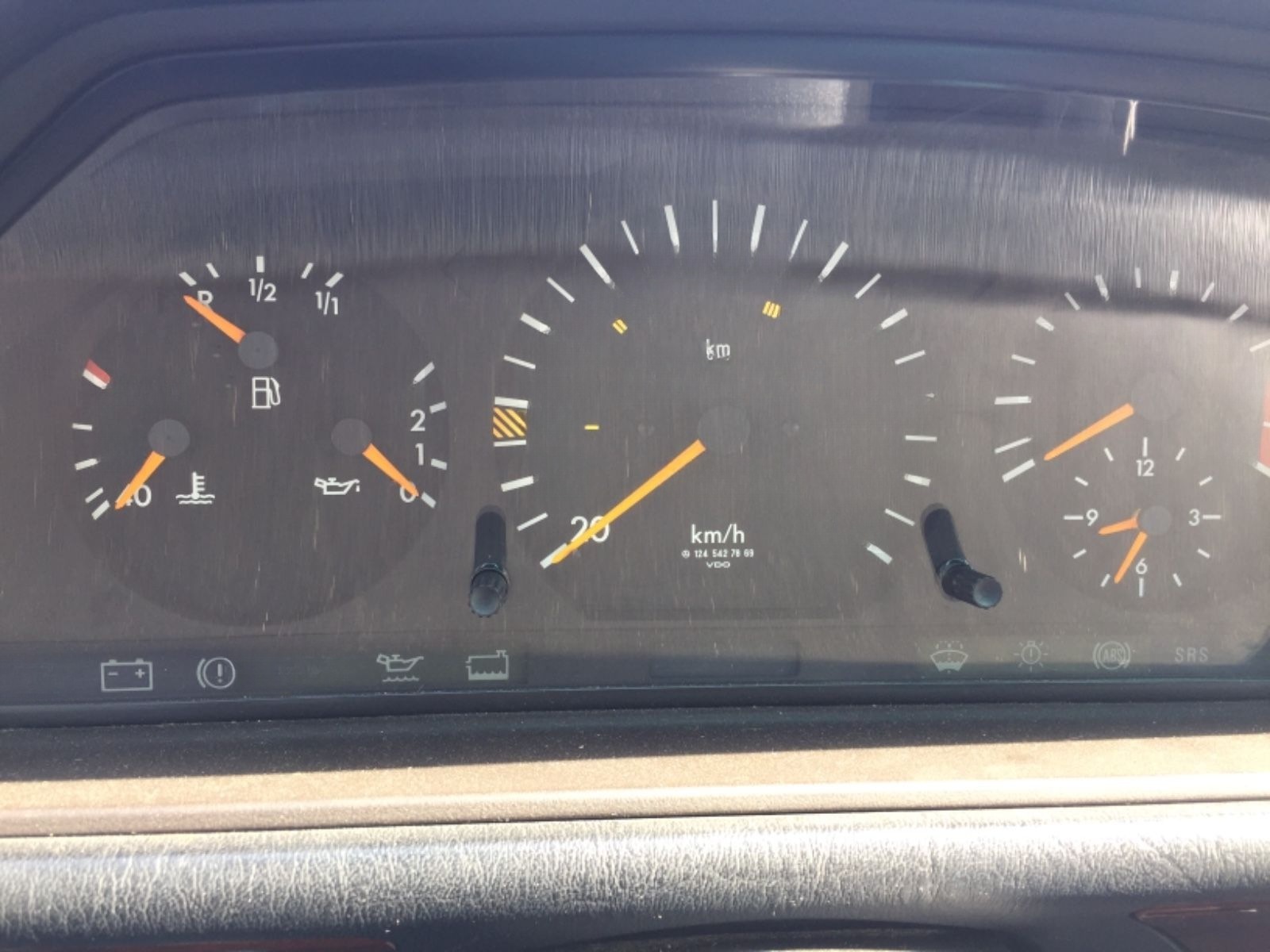 Mercedes-Benz E 200 # Cabrio # Autom.# Leder# H-Kennzeichen foto 18