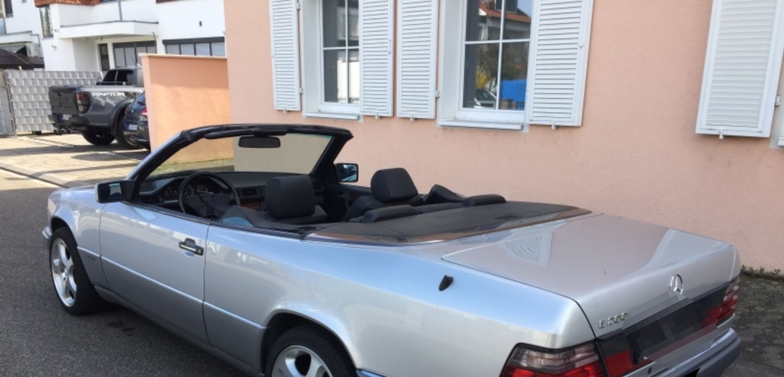 Mercedes-Benz E 200 # Cabrio # Autom.# Leder# H-Kennzeichen foto 8