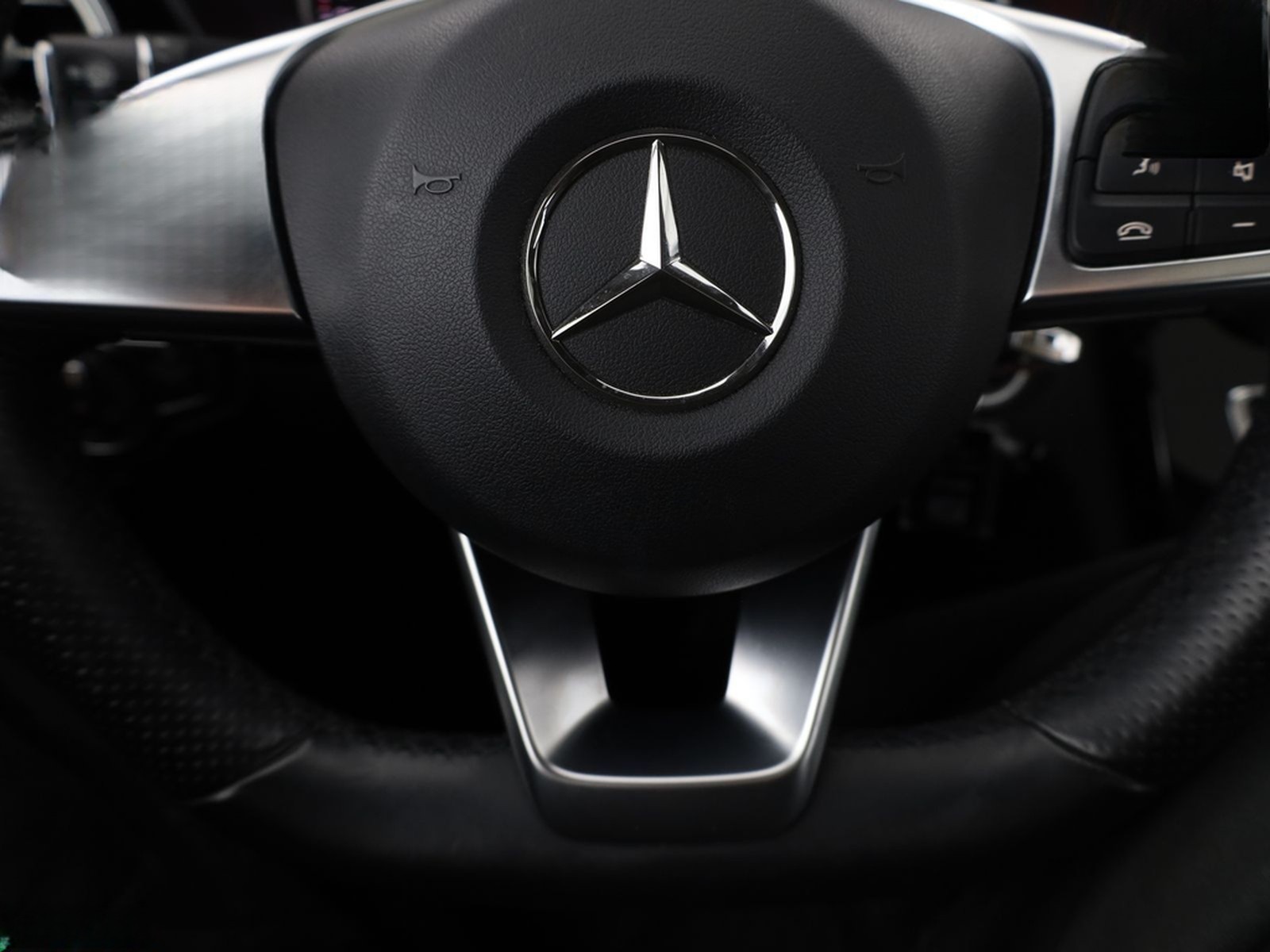 Mercedes-Benz C 300 AMG AIRMATIC HUD,360GRAD,COMAND,DISTRO,AHK foto 17