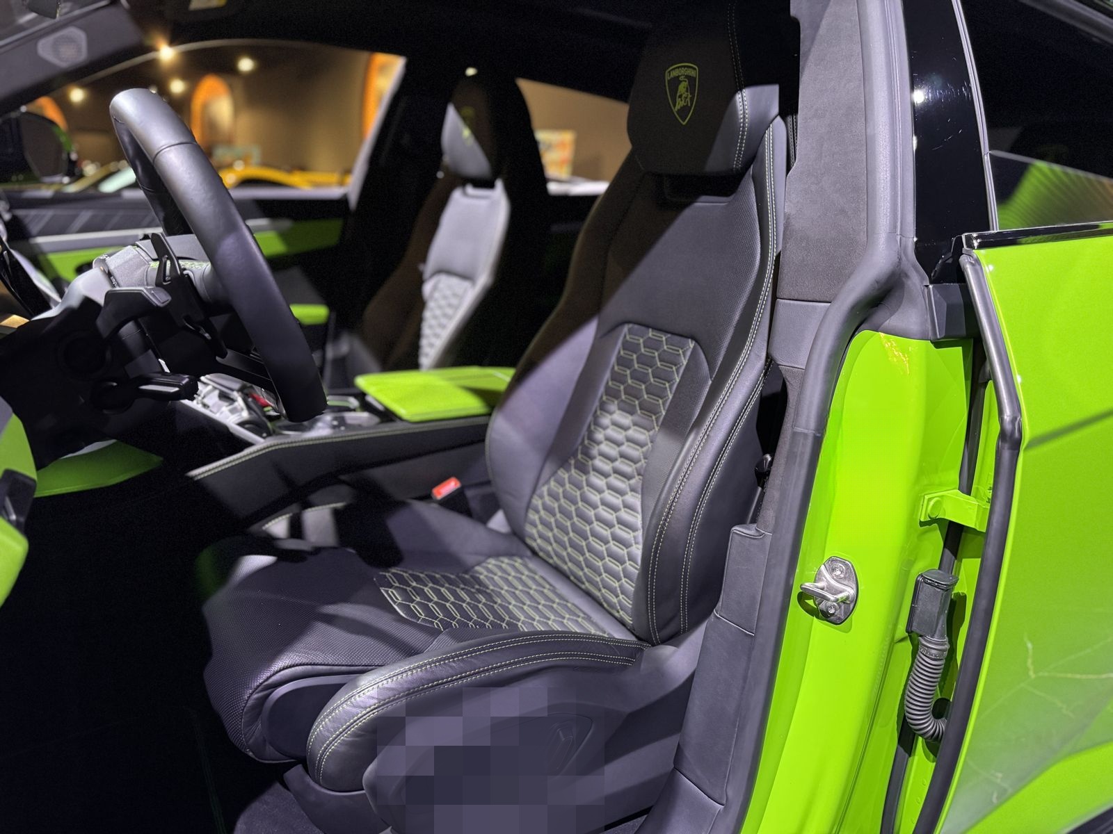 Lamborghini Urus Garantie 06/26*Reifen neu*23Zoll*B&O*Pano  foto 11
