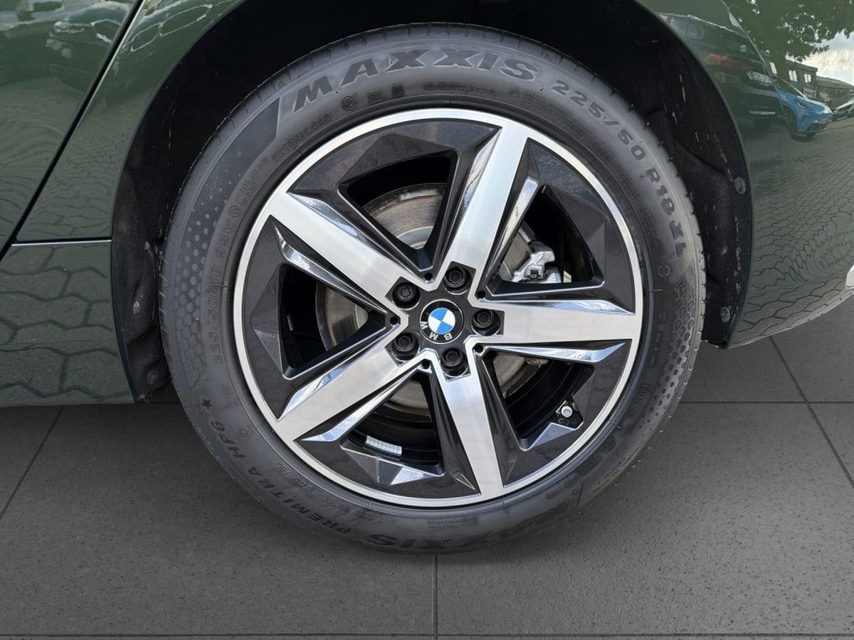BMW 223i xD AT Luxury AdLED DAPr AktivSi Pano HK AHK foto 19