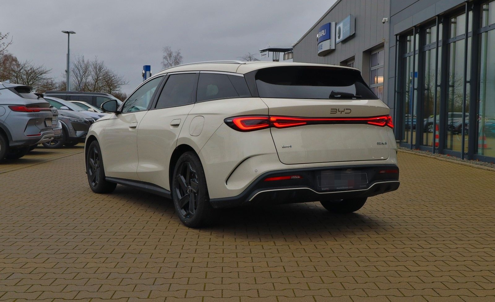 BYD SEAL 6 DM-i Touring Comfort Lite *sofort* foto 6