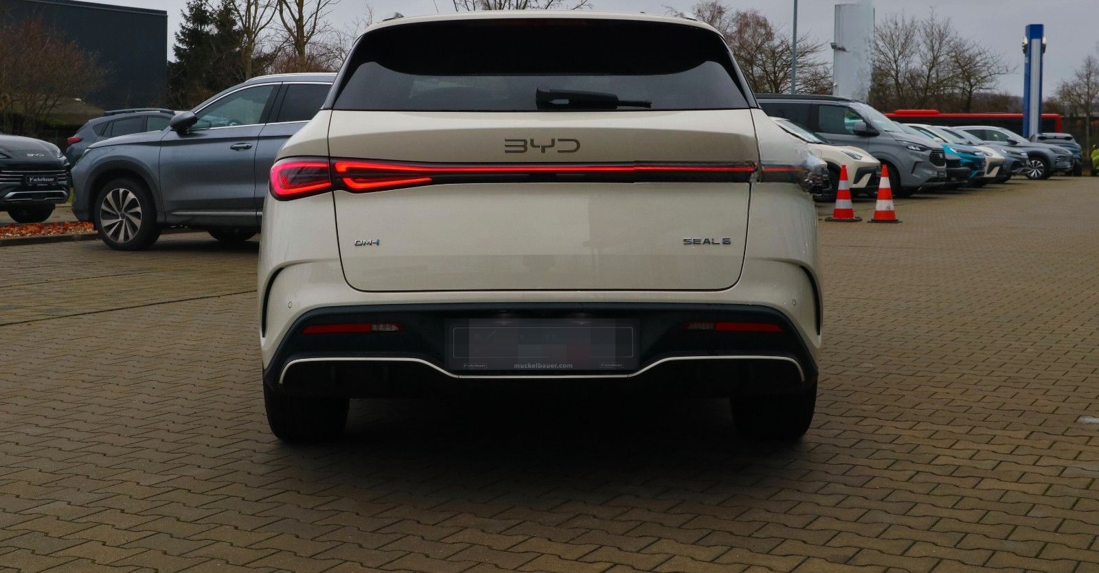 BYD SEAL 6 DM-i Touring Comfort Lite *sofort* foto 7