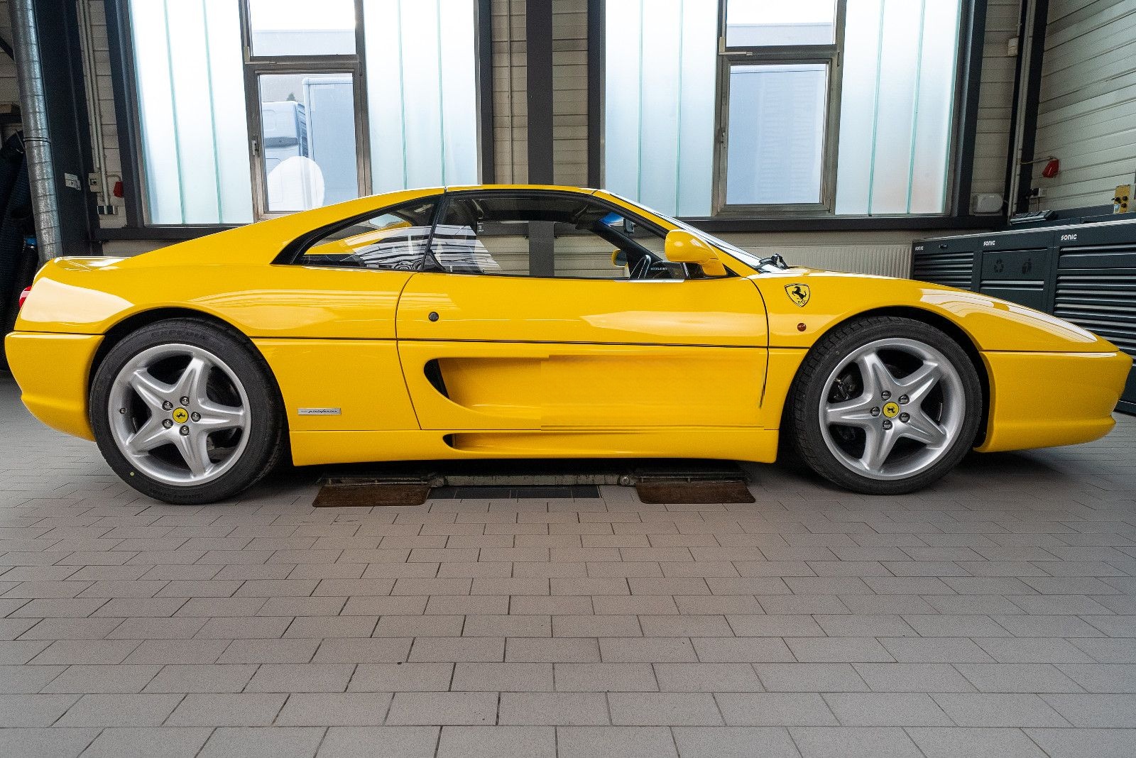 Ferrari F355 GTS F1 | Fiorano Paket | Zahnriemen NEU foto 4