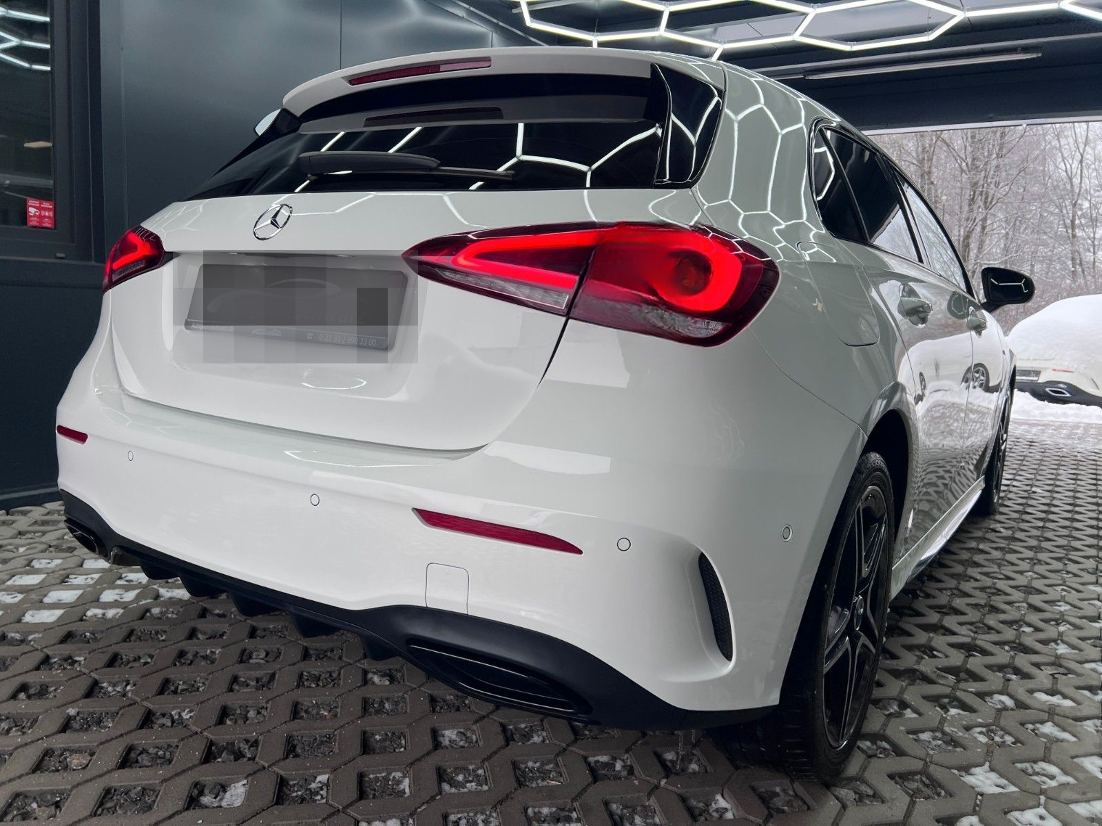 Mercedes-Benz A 250e 8G AMG NIGHT LED AUGR+KAM DAB+CARPLY AMBT foto 8