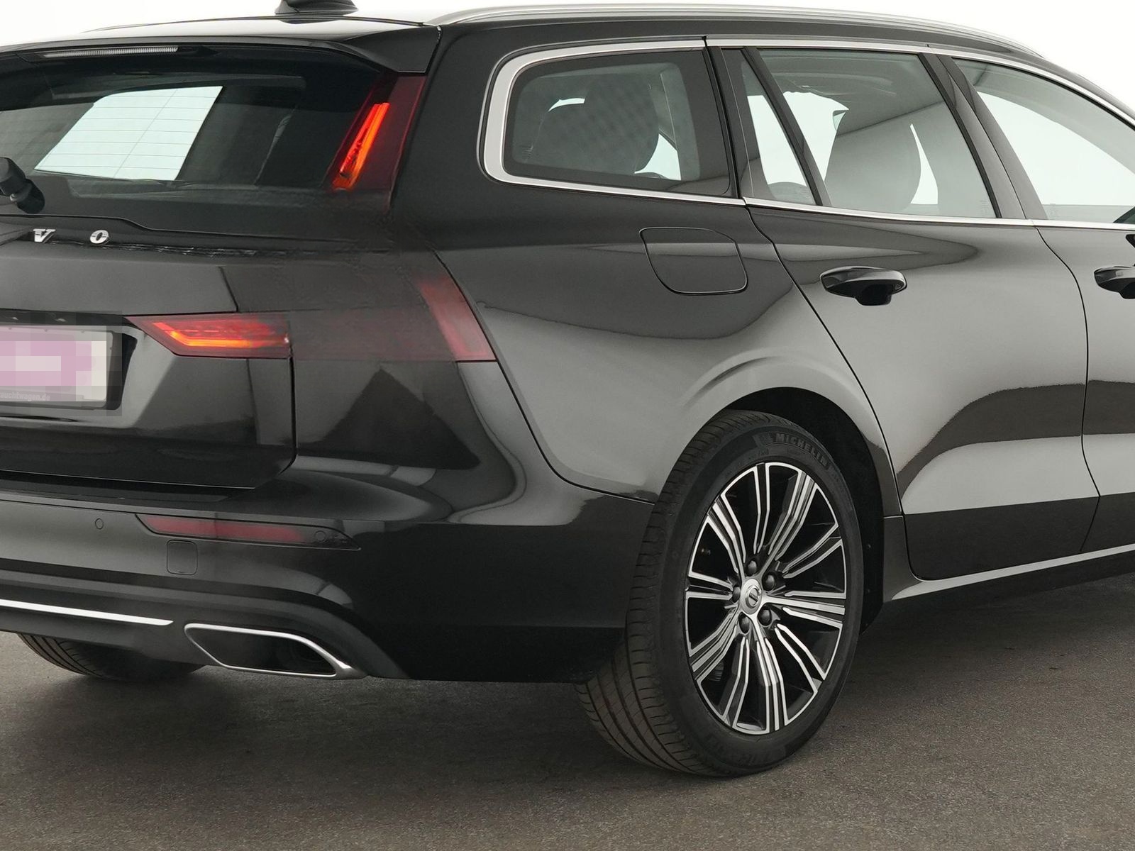 Volvo V60 Inscription Expression Recharge AHK|Navi|LED foto 15