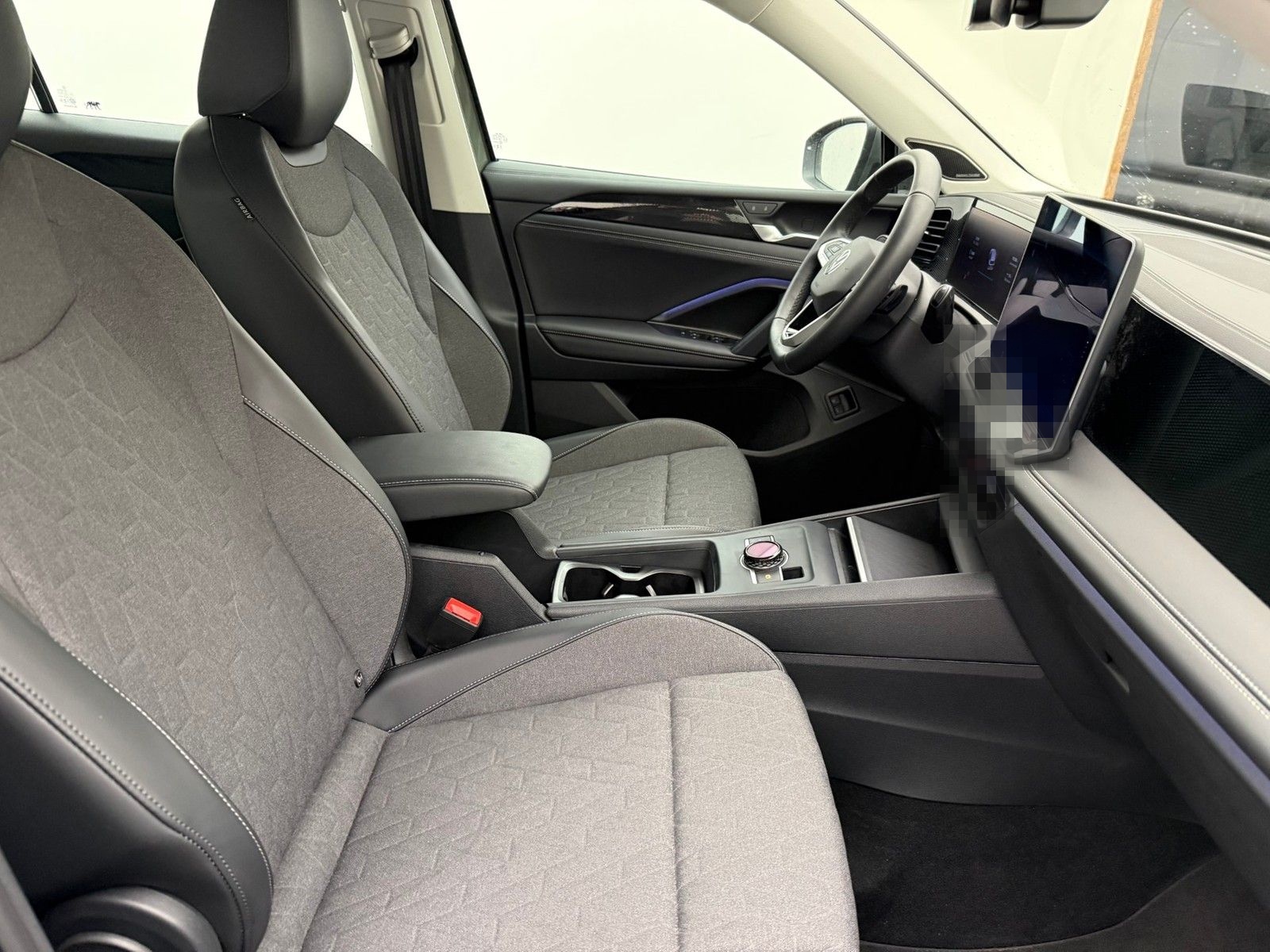 Volkswagen Tiguan 1.5 eHybrid DSG Life KomfortIQ.Max20Head foto 3