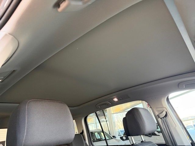 Volkswagen Touran 1.5TSI DSG Highline 7-SITZ+PANO+KAMERA++ foto 20
