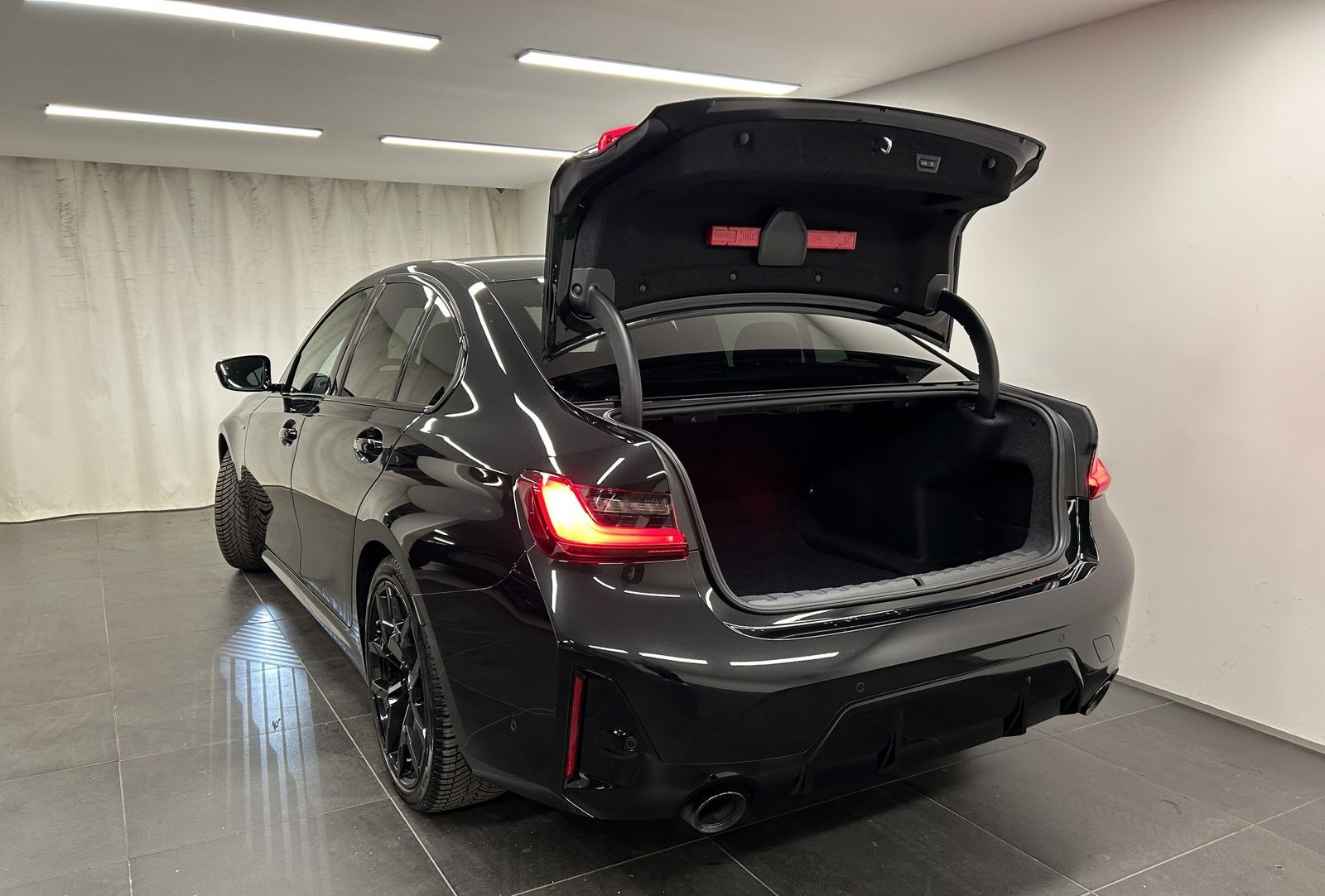 BMW 330d xDrive M Sportpaket Pro DA. Prof. PA. Plus  foto 11
