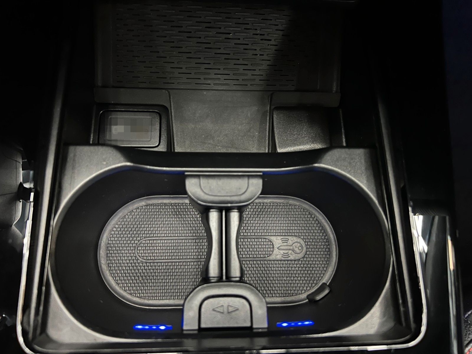 Mercedes-Benz CLA 250e SB 8G AMG NIGHT NAV+SOUND AMBTE 19"PANO foto 23