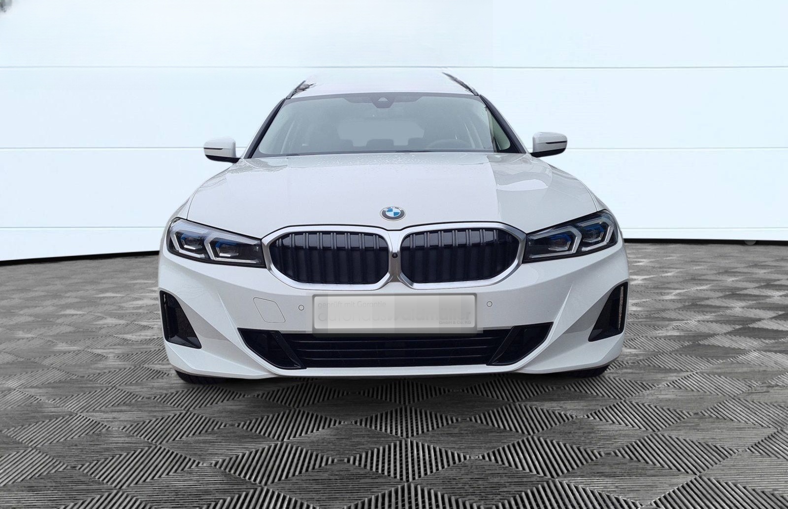 BMW 318d Touring foto 3
