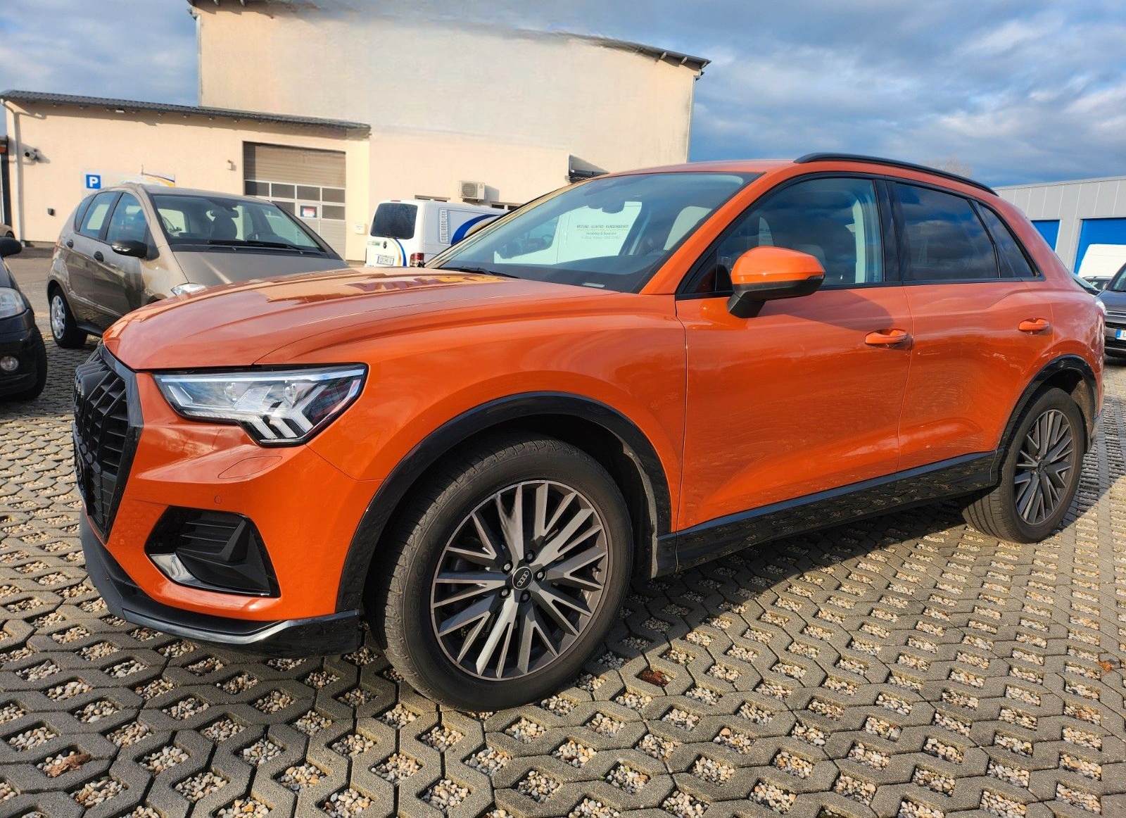 Audi Q3 40 TDI quattro advanced foto 2