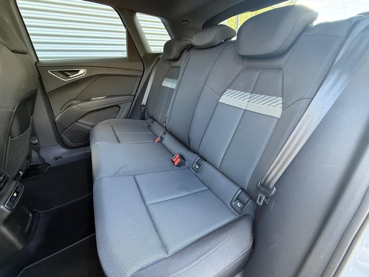 Audi Q4 e-tron 35 ADVANCED+MATRIX+ACC+KAMERA+HEAD UP+ foto 15