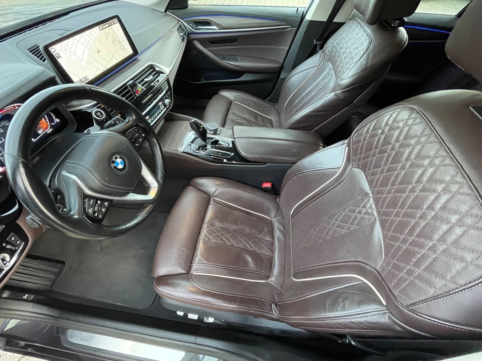 BMW 520 d Luxury Line*LED*LEDER*NAV*RCAM*PDC*ACC* foto 14