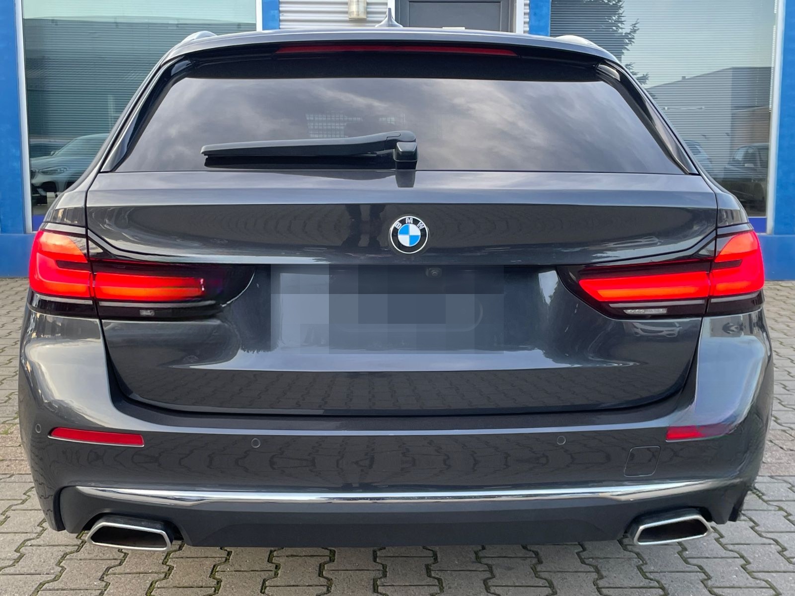 BMW 520 d Luxury Line*LED*LEDER*NAV*RCAM*PDC*ACC* foto 6