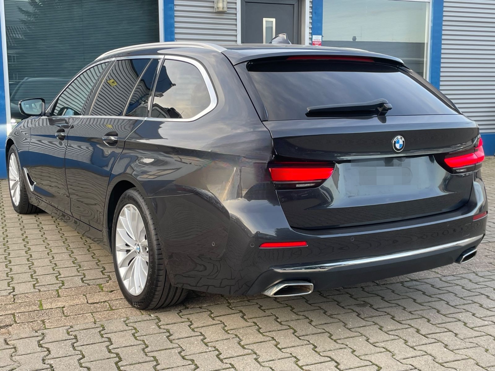 BMW 520 d Luxury Line*LED*LEDER*NAV*RCAM*PDC*ACC* foto 8