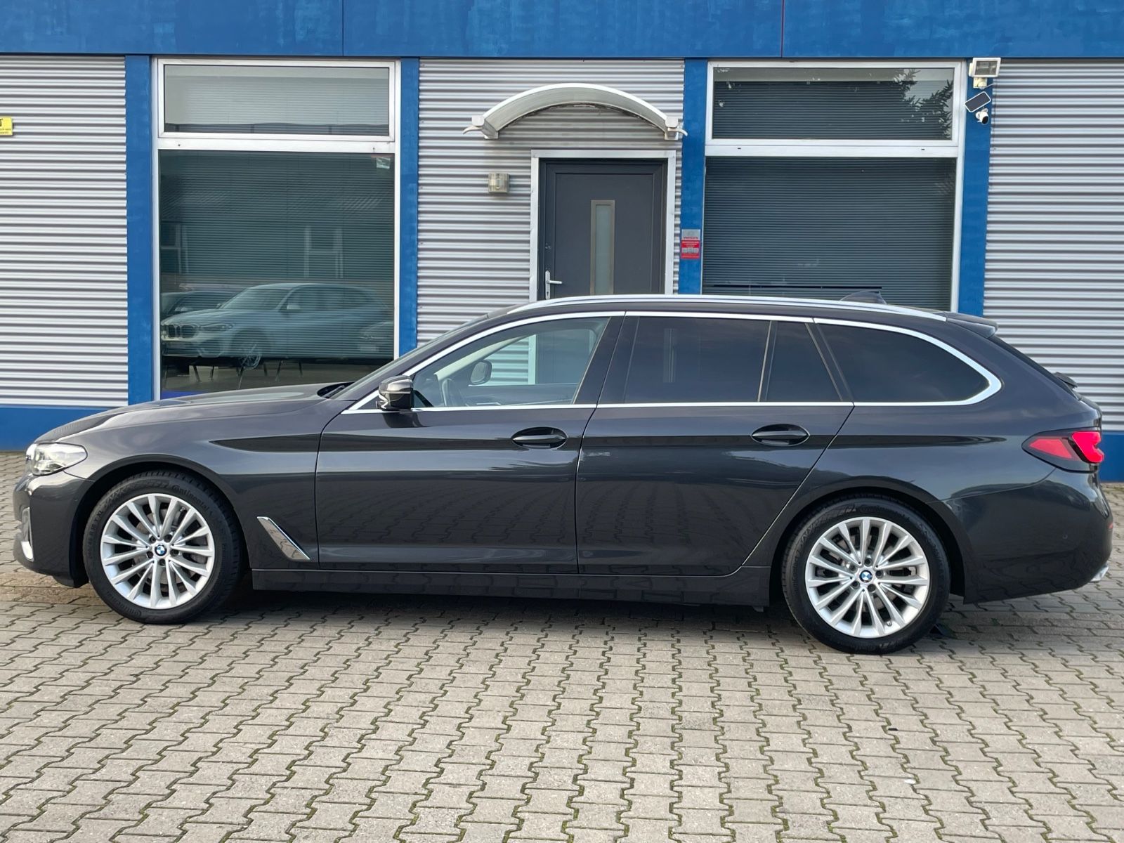 BMW 520 d Luxury Line*LED*LEDER*NAV*RCAM*PDC*ACC* foto 10