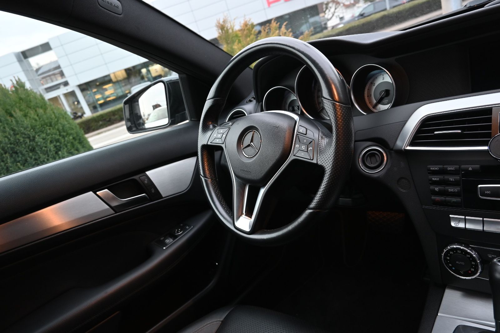 Mercedes-Benz C 220 CDI Coupe *NAVI*XENON*LEDER*SHZ*PDC* foto 11
