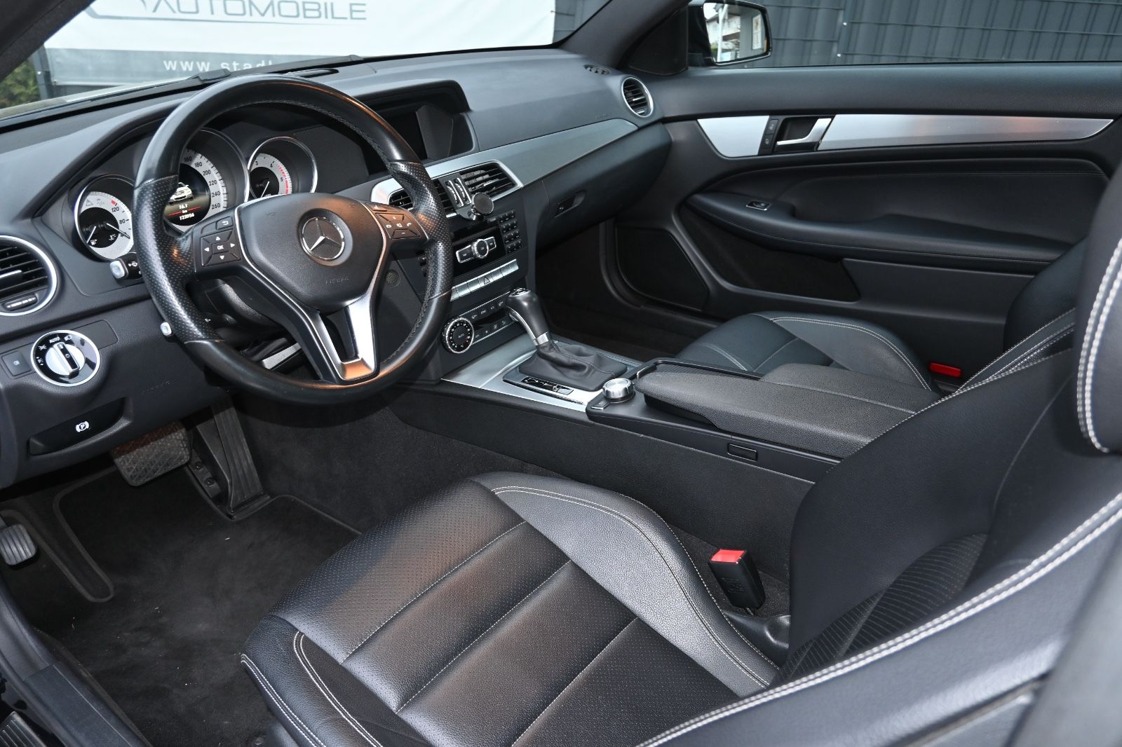 Mercedes-Benz C 220 CDI Coupe *NAVI*XENON*LEDER*SHZ*PDC* foto 17