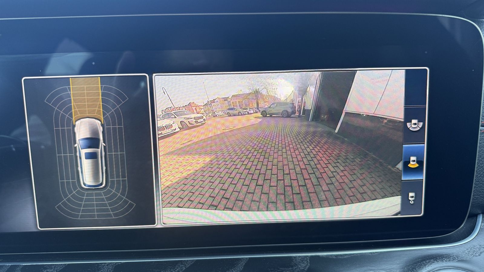 Mercedes-Benz E 53 AMG LED Navi AHK Allrad Standhzg Pano SHZ P foto 17