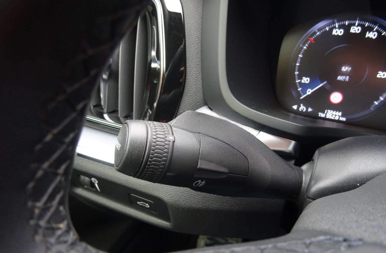 Volvo V60 Kombi Momentum Pro   69 foto 20