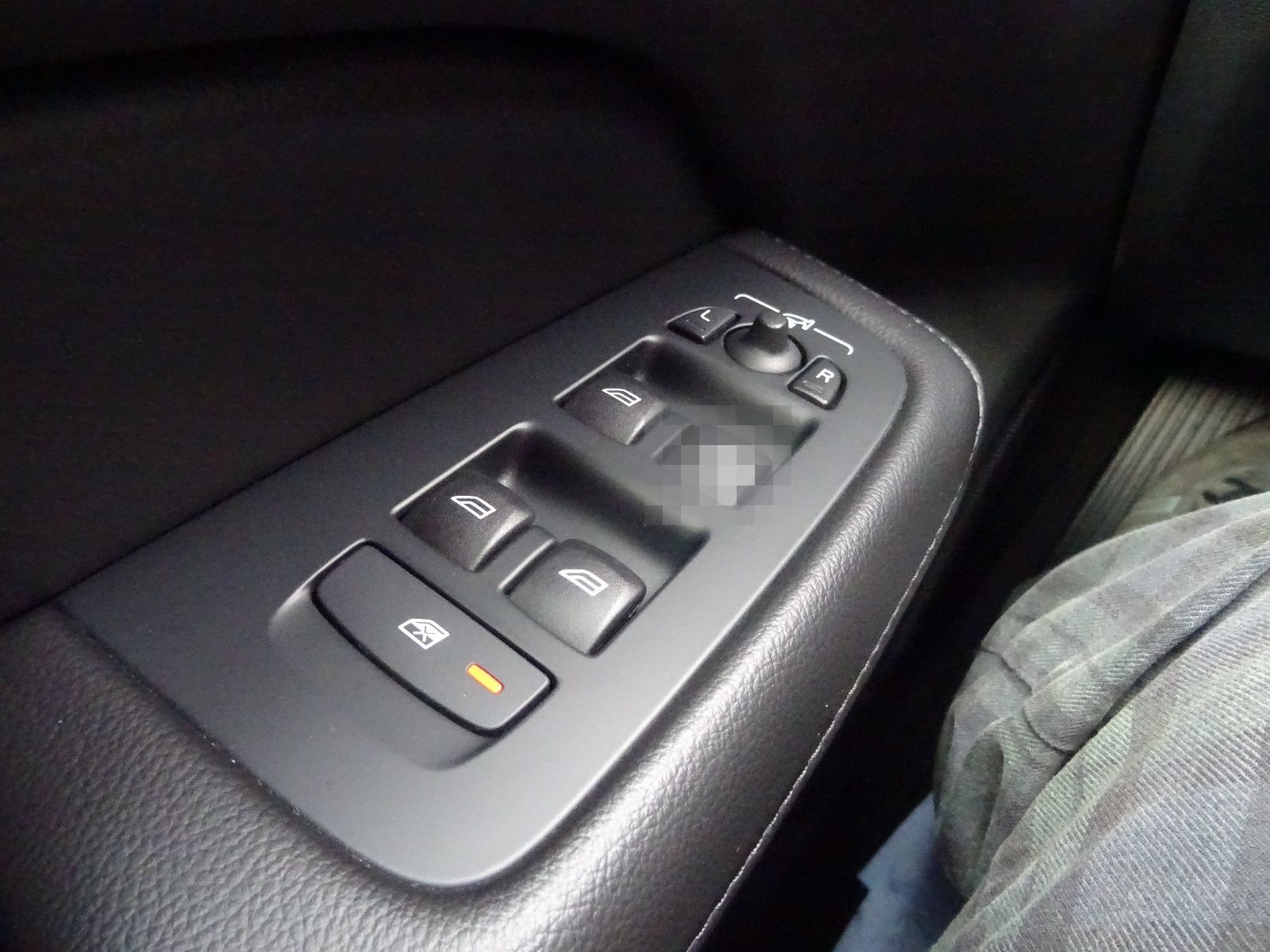 Volvo V60 Kombi Momentum Pro   69 foto 21