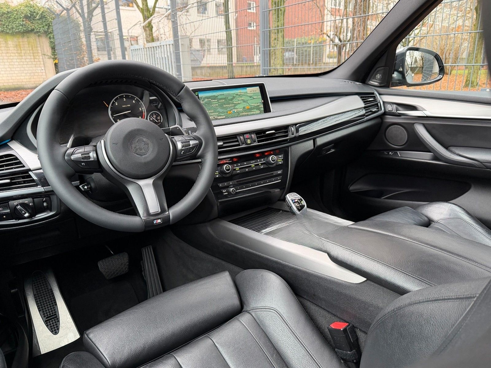 BMW X5 xDrive 30 d M-Paket M Leder AHK Pano 22zoll foto 2