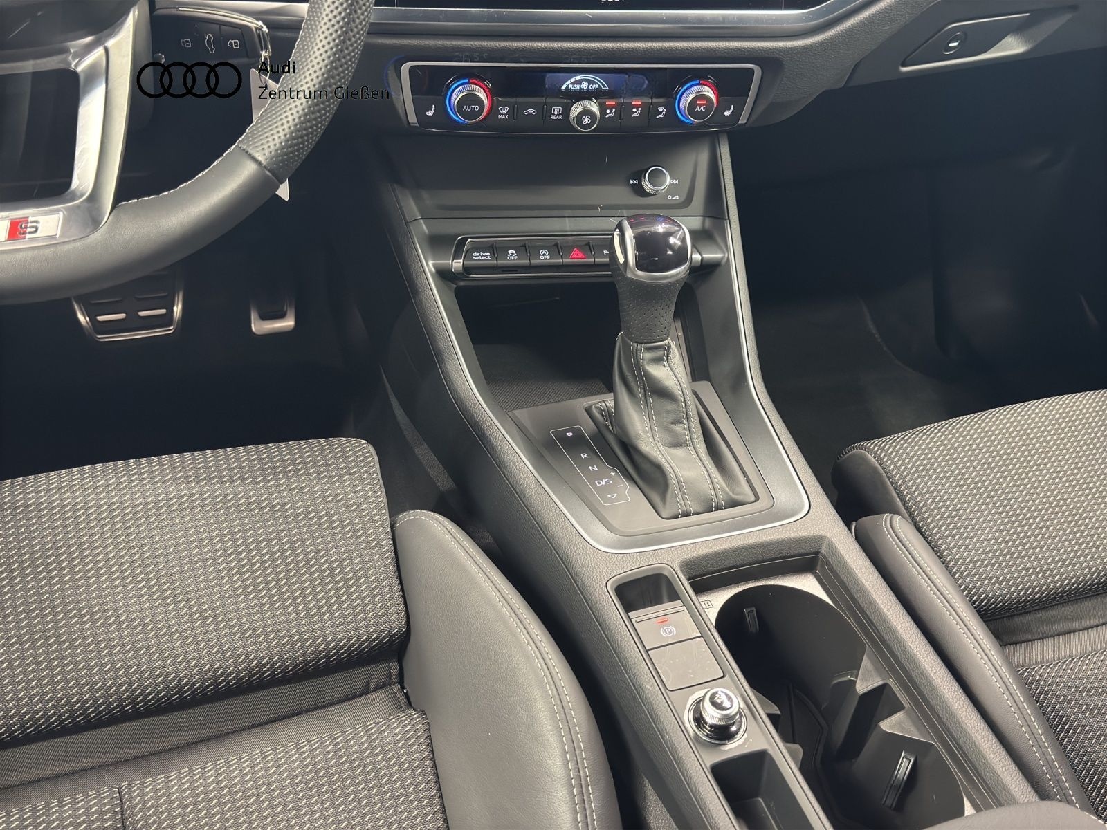 Audi Q3 Sportback 35 TDI S-tronic S line Assistenzpak foto 9