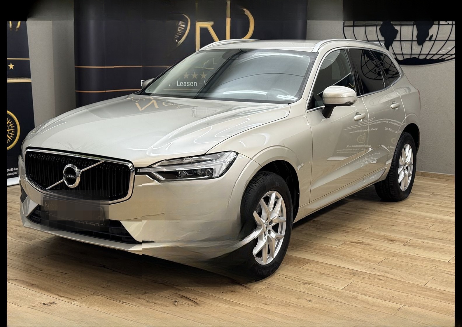 Volvo XC60 B4 D Momentum Pro AWD *AHK*BLIS*KAM*LED*MEM foto 4