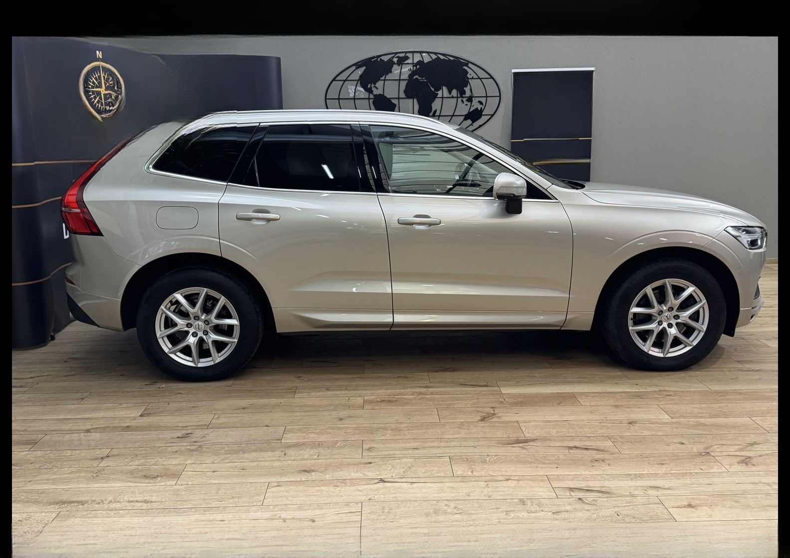 Volvo XC60 B4 D Momentum Pro AWD *AHK*BLIS*KAM*LED*MEM foto 5