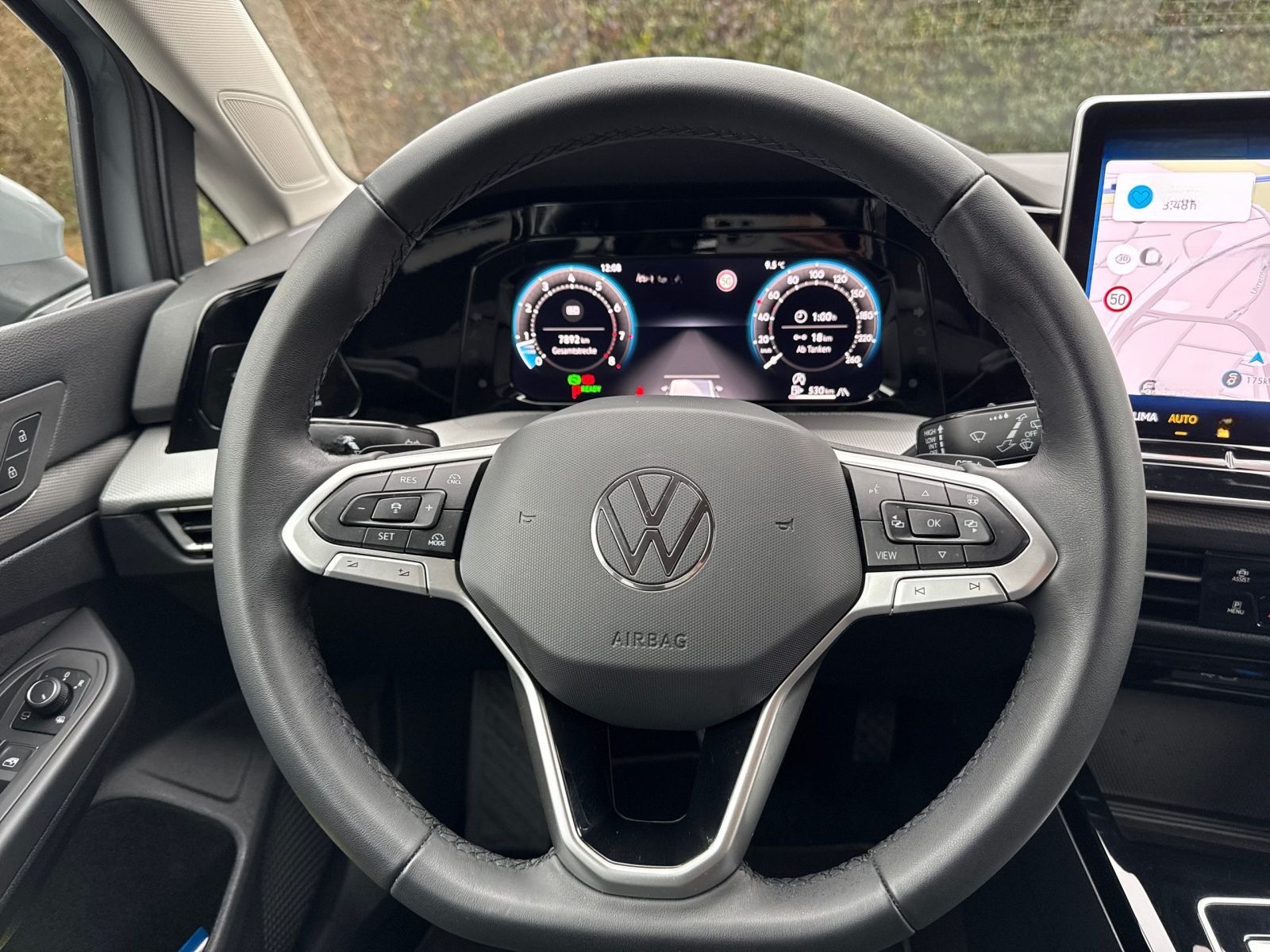 Volkswagen Golf VIII Style 1.5 eTSI DSG, HEAD-UP, MATRIX foto 11