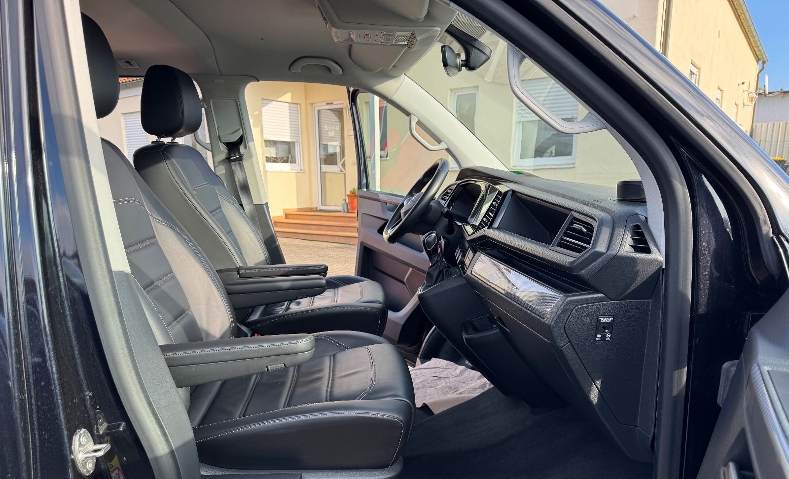 Volkswagen T6.1 Multivan Multivan Highl. AHK Kamera StHz 7S foto 19