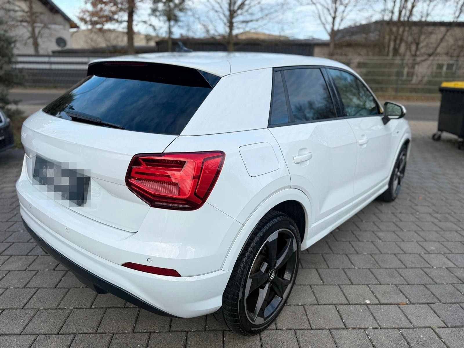 Audi Q2 QUATTRO 3x S-Line AMBIENTE NAVI PDC BLTH SHZ foto 7