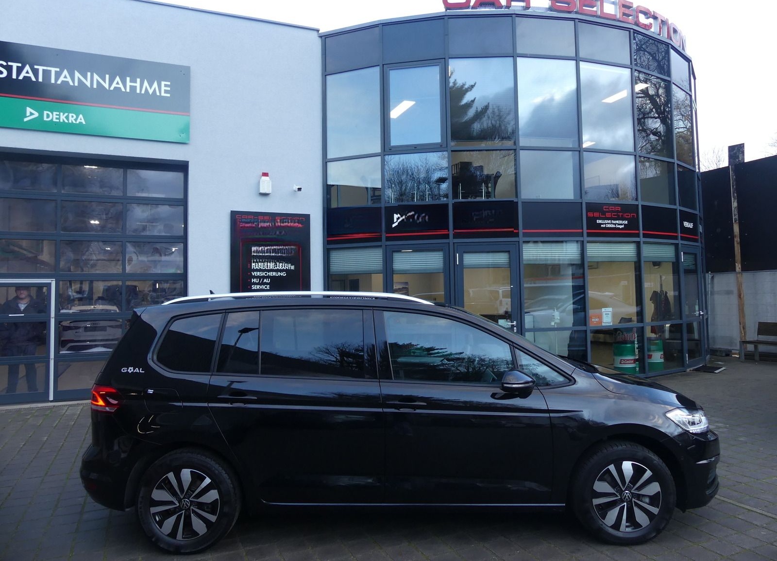 Volkswagen Touran 1.5 TSI GOAL 7SITZER IQ.LIGHT/AHK/E-KLAPP foto 3