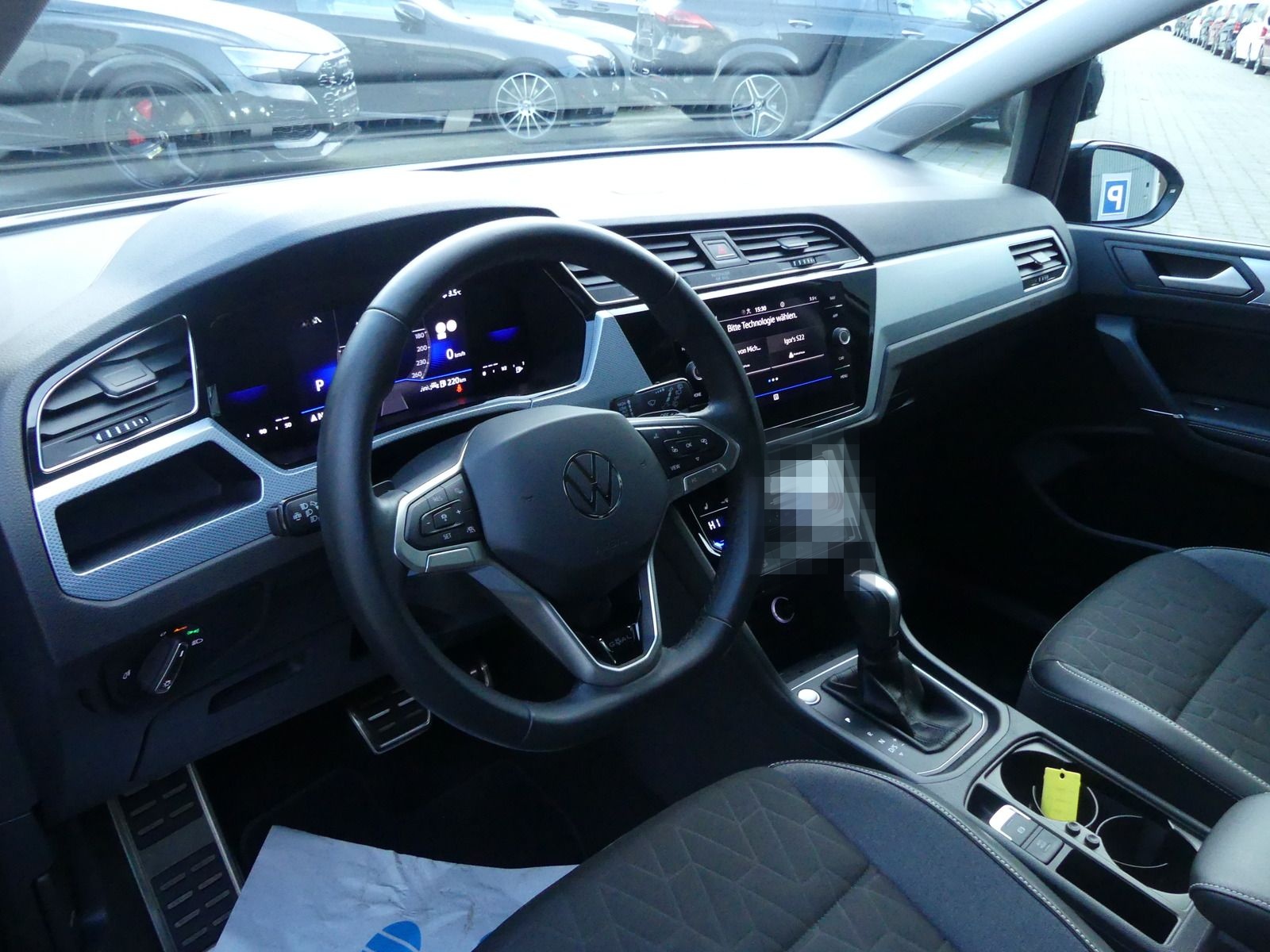 Volkswagen Touran 1.5 TSI GOAL 7SITZER IQ.LIGHT/AHK/E-KLAPP foto 4