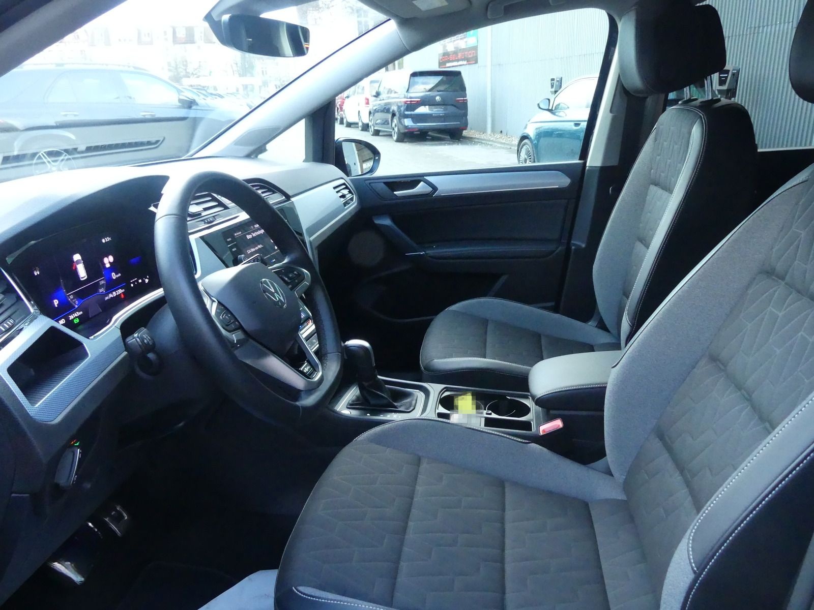 Volkswagen Touran 1.5 TSI GOAL 7SITZER IQ.LIGHT/AHK/E-KLAPP foto 5