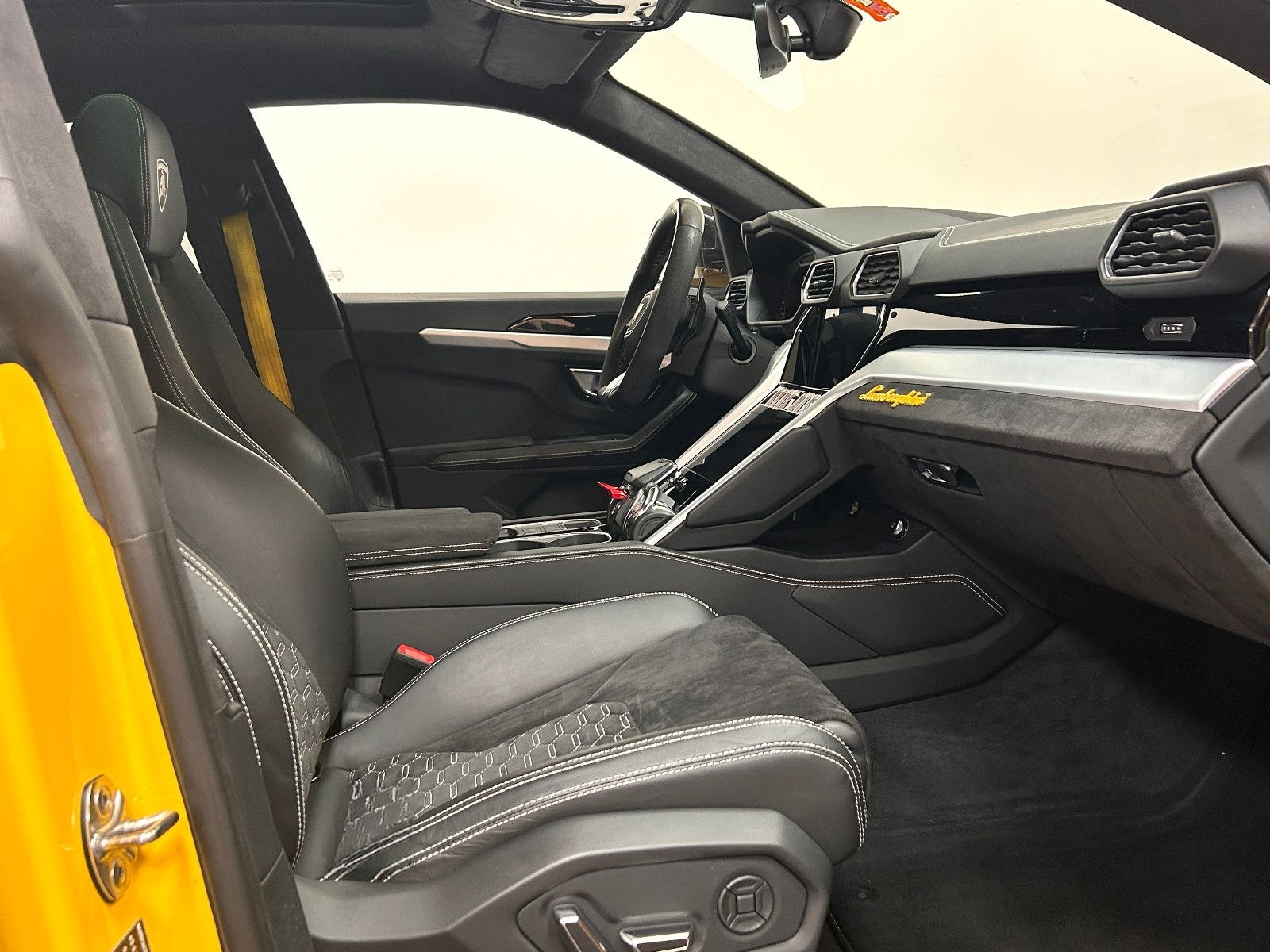 Lamborghini Urus 4.0 V8 | Giallo - Deutsch! foto 17