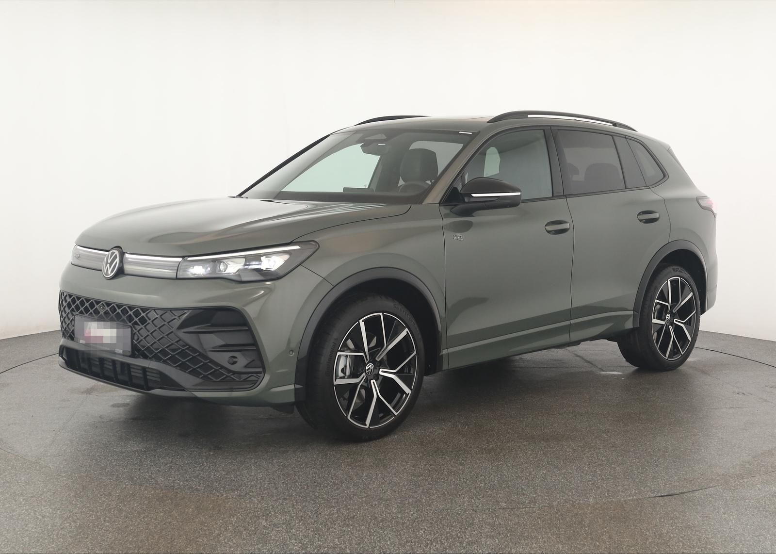 Volkswagen Tiguan 2.0 TSI DSG 4M R-Line IQ Pano Nav Key 360 foto 2