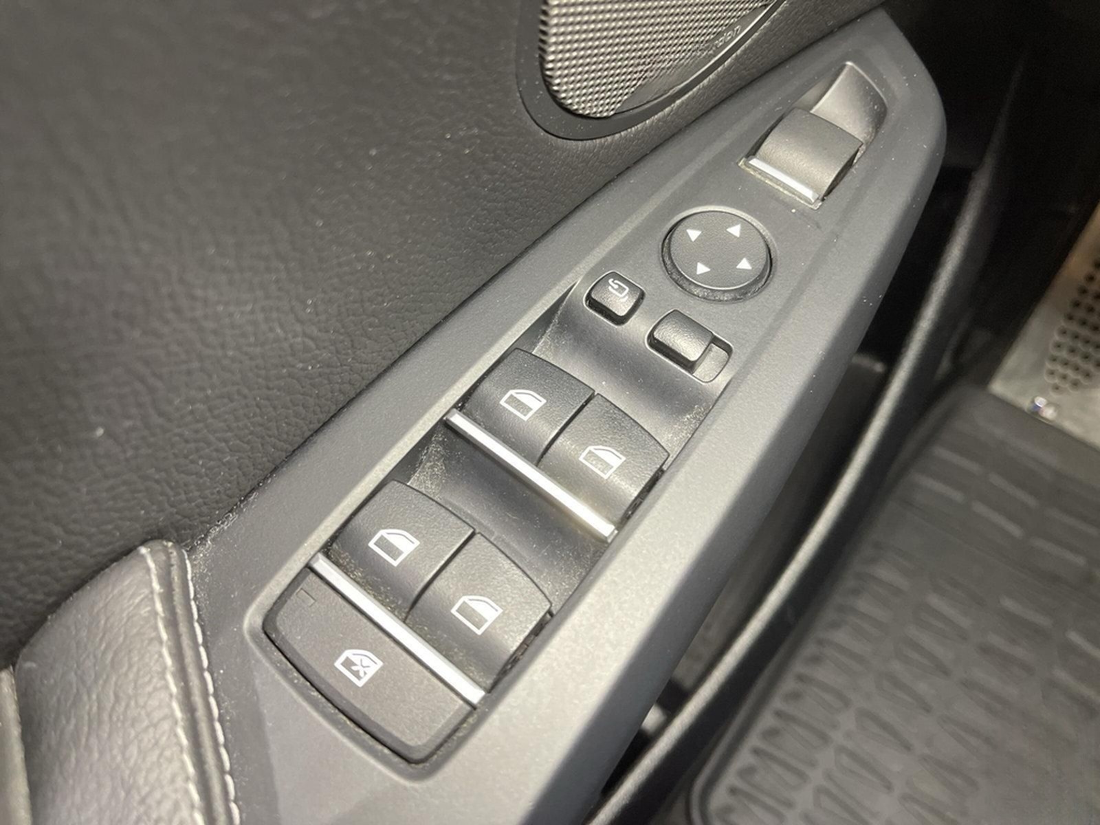 BMW X3 30d xDrive Aut M Sport XENON HUD PANO H&K NAV foto 20
