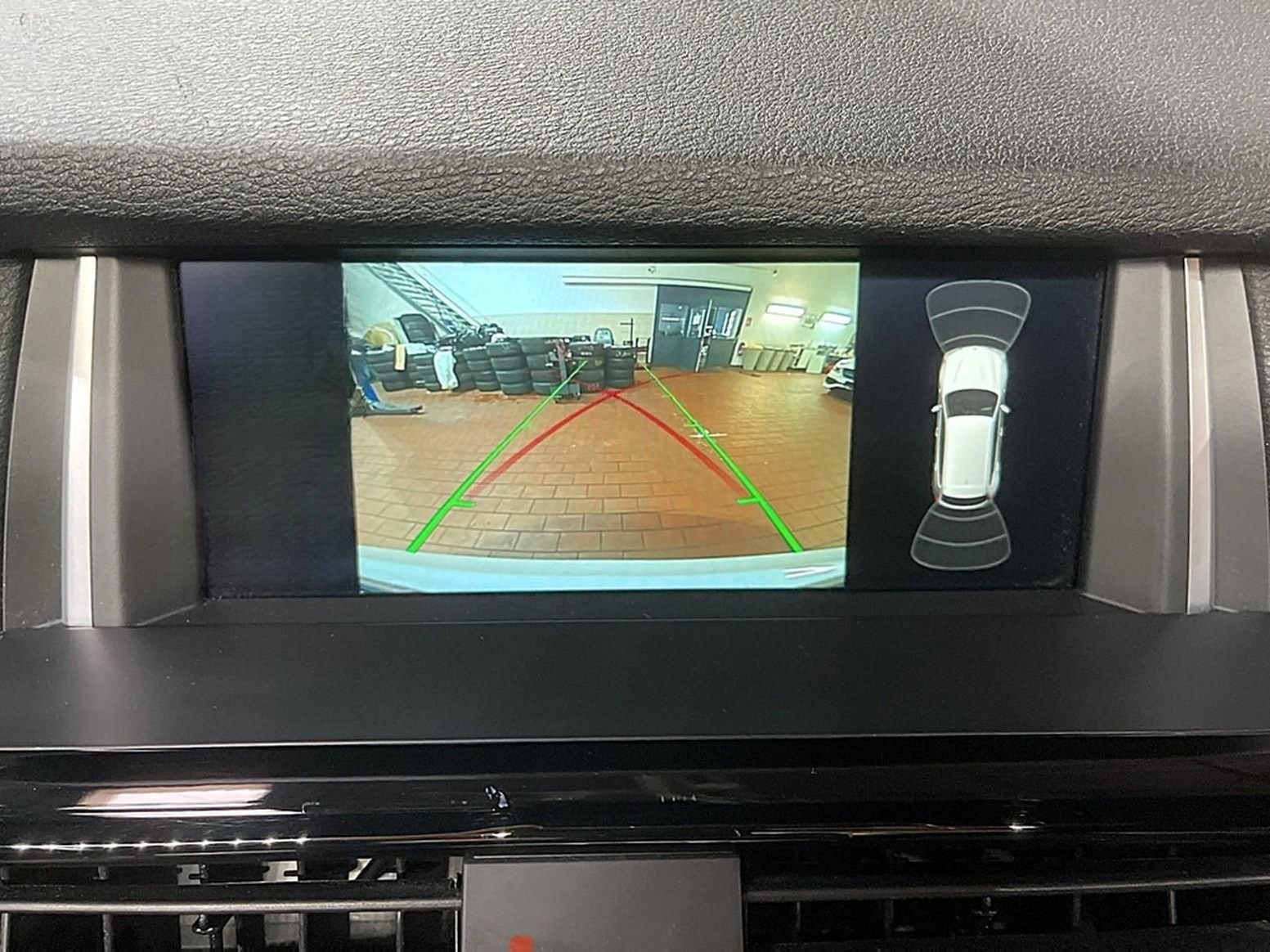 BMW X3 30d xDrive Aut M Sport XENON HUD PANO H&K NAV foto 27