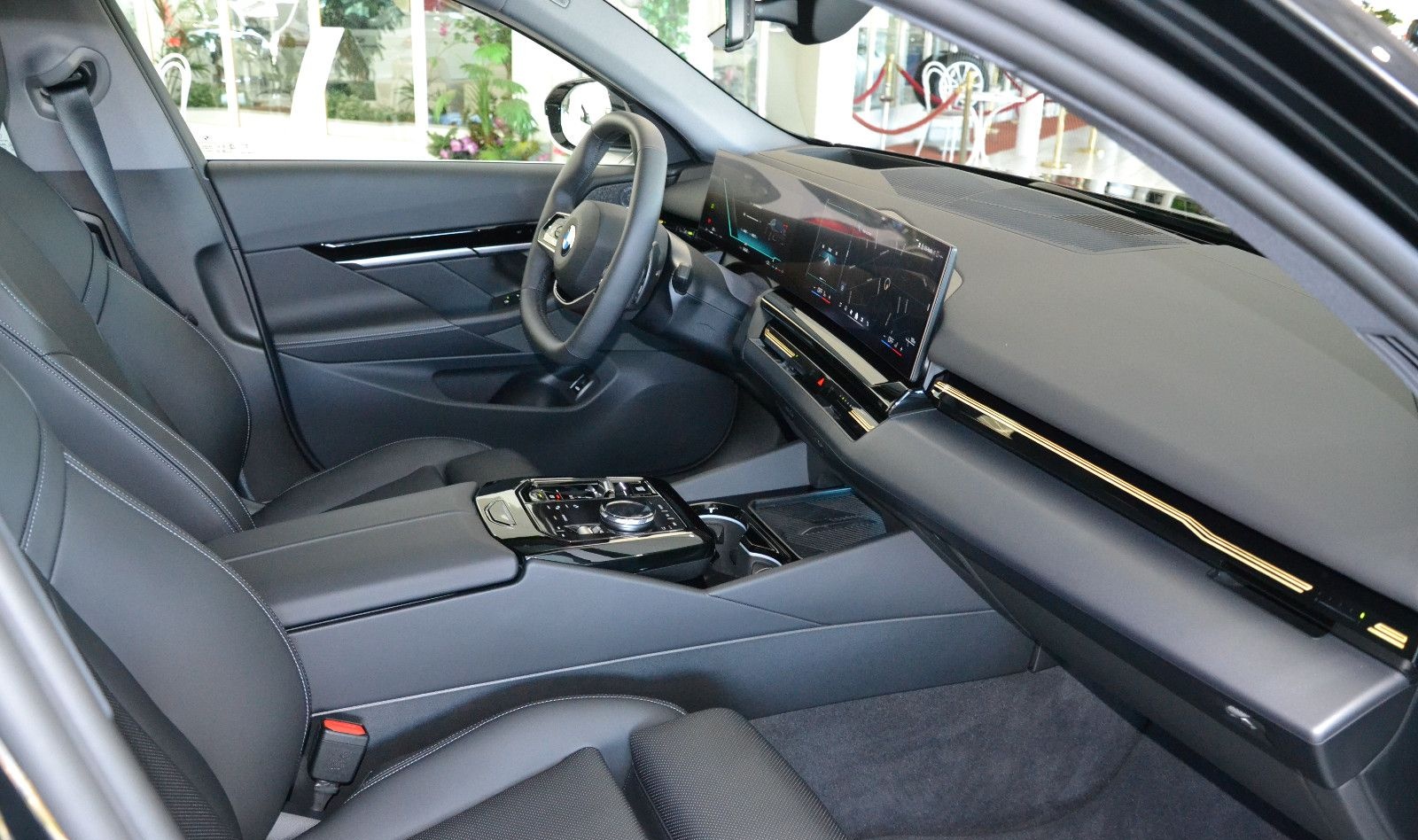 BMW 520i A | HUD | LED | 4 ZONEN | HARMAN | ACC foto 12