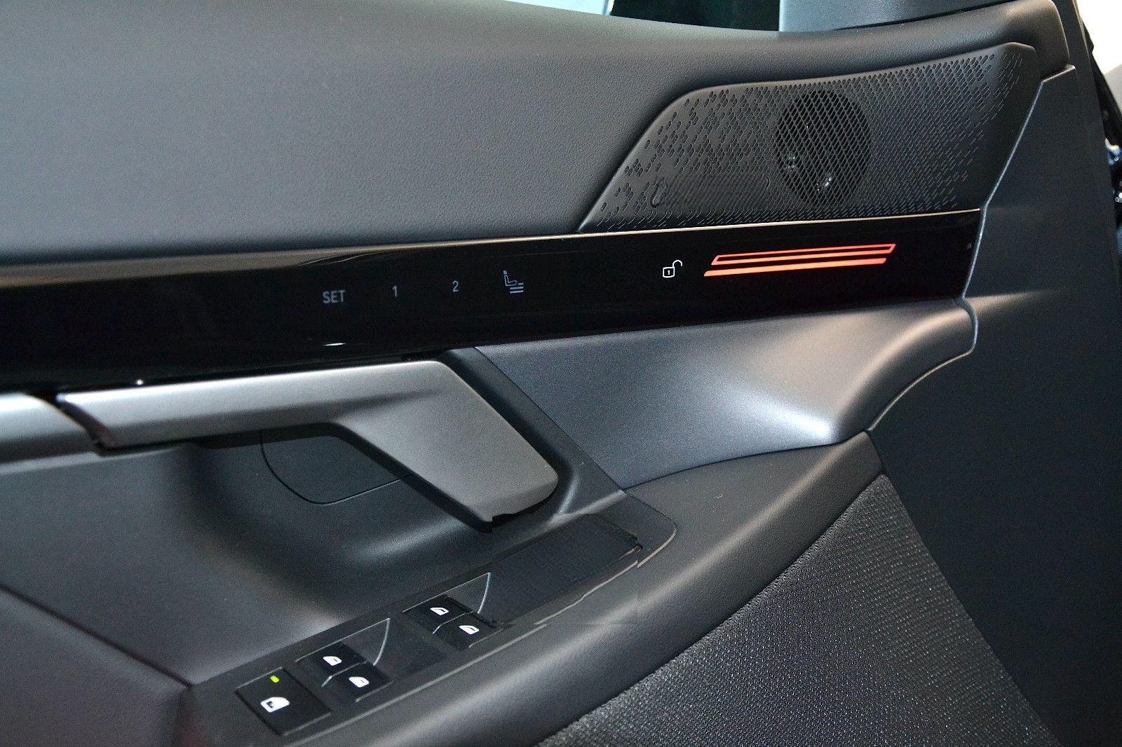 BMW 520i A | HUD | LED | 4 ZONEN | HARMAN | ACC foto 17