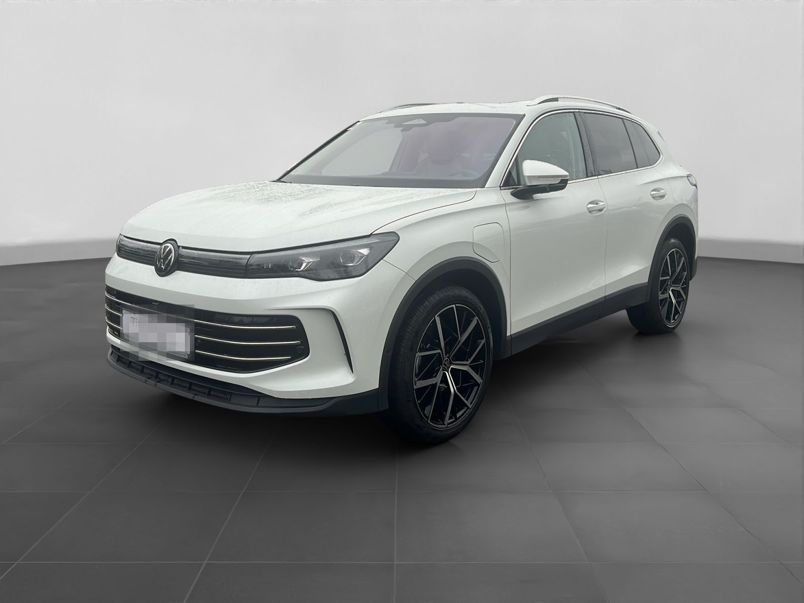Volkswagen Tiguan 1.5 TSI eHYBRID ELEGANCE LM20 PANO AHK MA foto 2