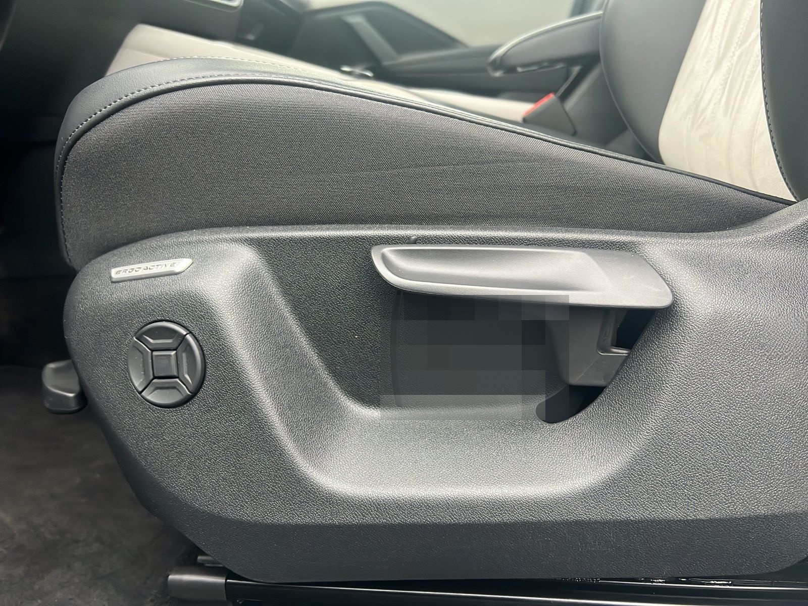 Volkswagen Tiguan 1.5 TSI eHYBRID ELEGANCE LM20 PANO AHK MA foto 19