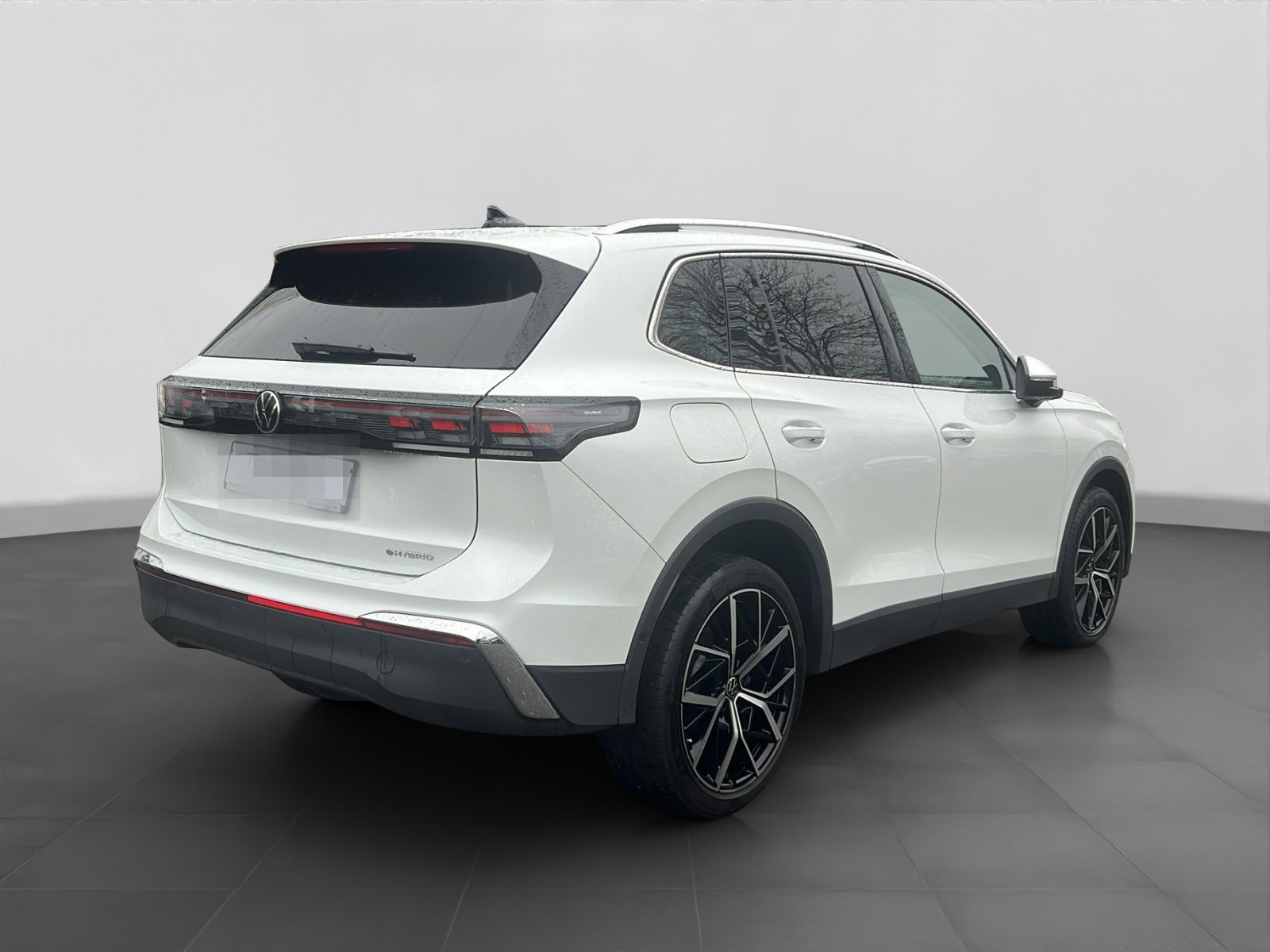 Volkswagen Tiguan 1.5 TSI eHYBRID ELEGANCE LM20 PANO AHK MA foto 3