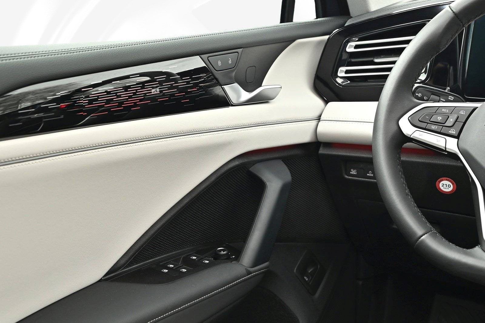 Volkswagen Tiguan 2.0 TDI DSG Elegance foto 16