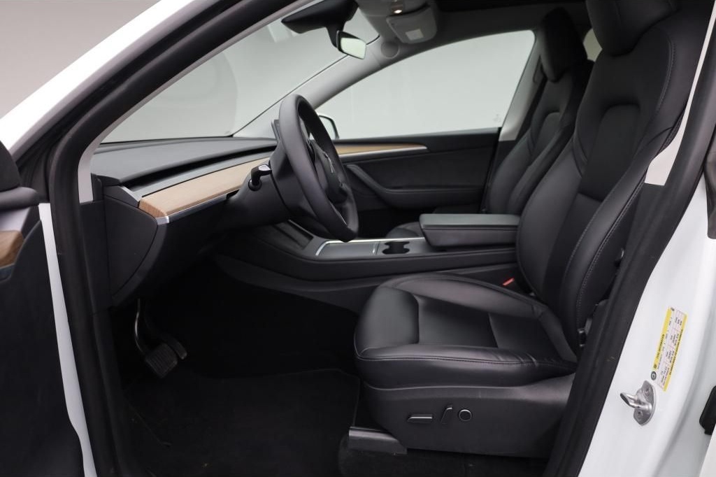 Tesla Model Y Dual AWD Pano 4xSHZ HD Kamera foto 11