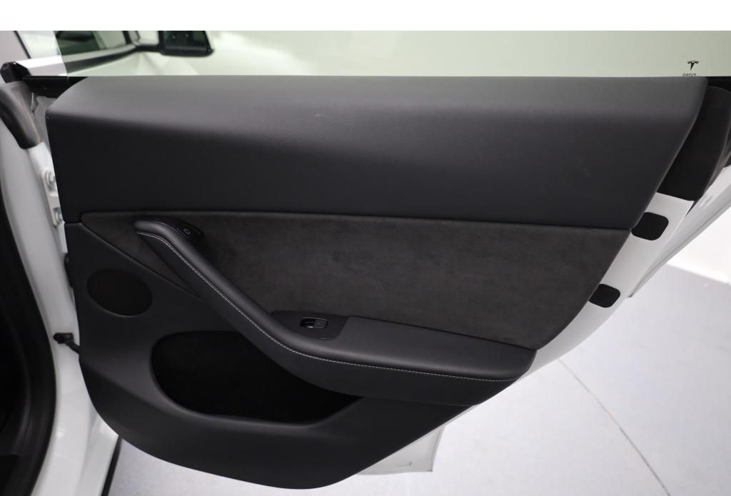 Tesla Model Y Dual AWD Pano 4xSHZ HD Kamera foto 19